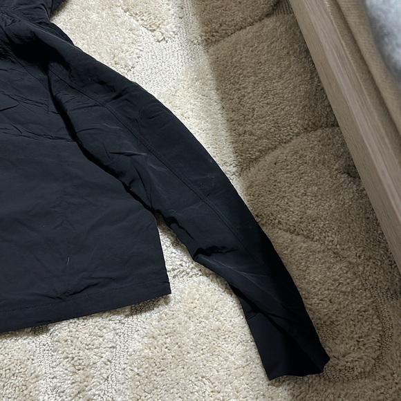 Lululemon Jacket - Picture 5 of 7